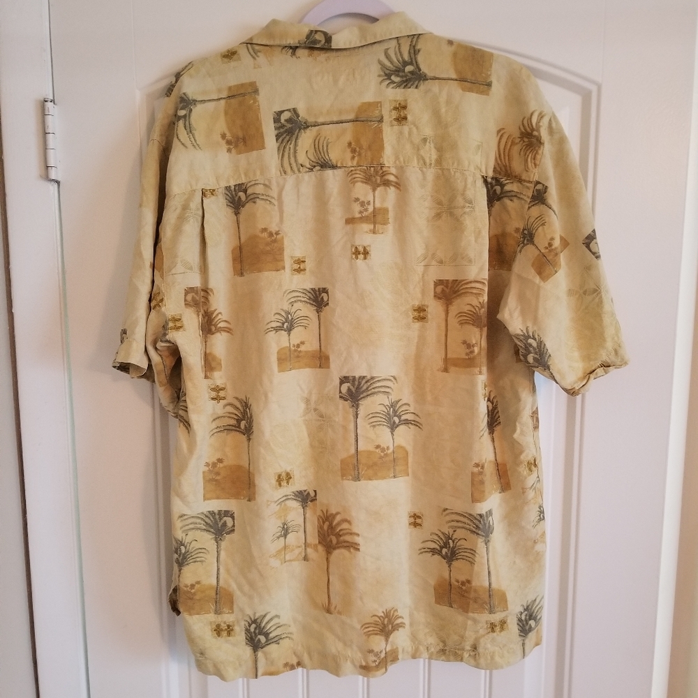 Tommy Bahama Palm Trees Hawaiian Shirt - Picture 4 of 4